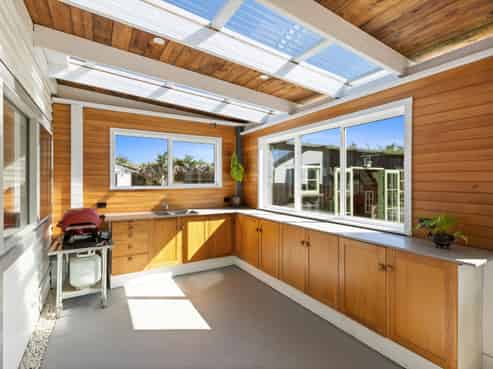 307 Larcombs Road, WEEDONS