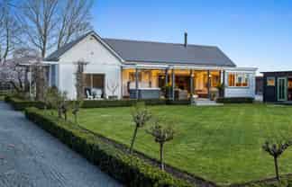 307 Larcombs Road, WEEDONS