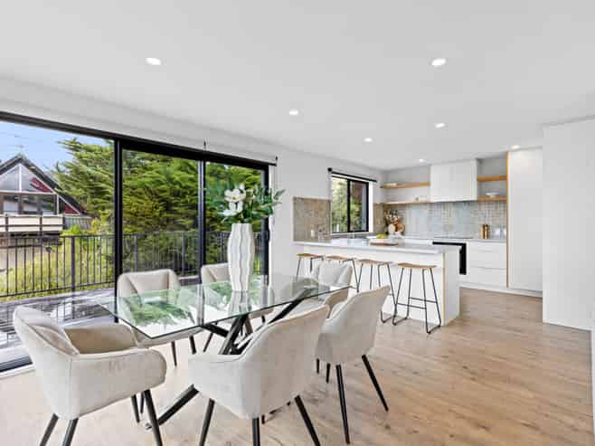 49 Moncks Spur Road, Redcliffs