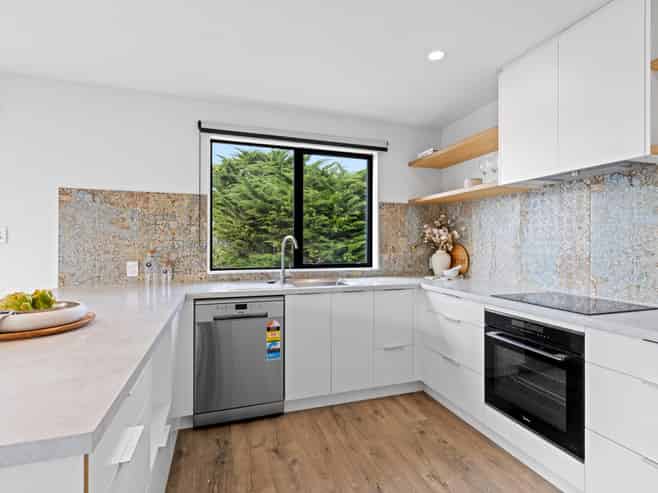 49 Moncks Spur Road, Redcliffs