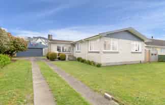 44 Longfellow Street, Trentham