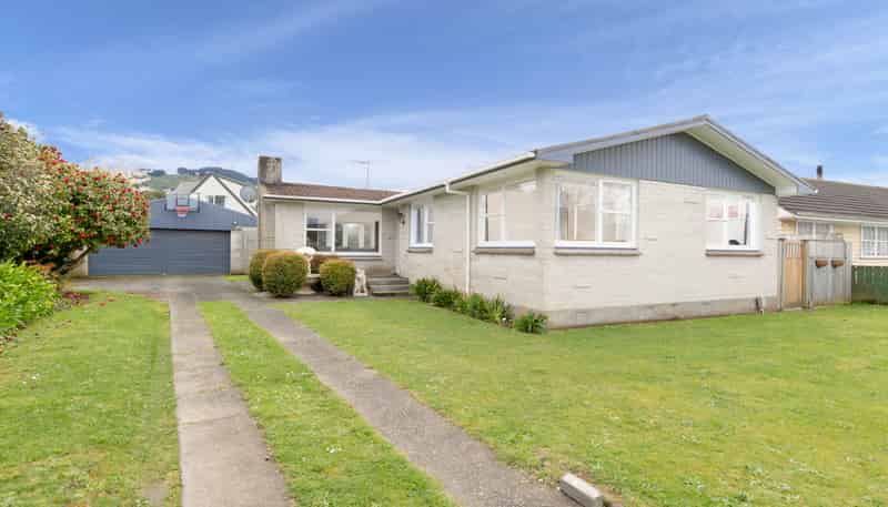 44 Longfellow Street, Trentham