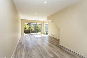 58a  King Street , Sydenham