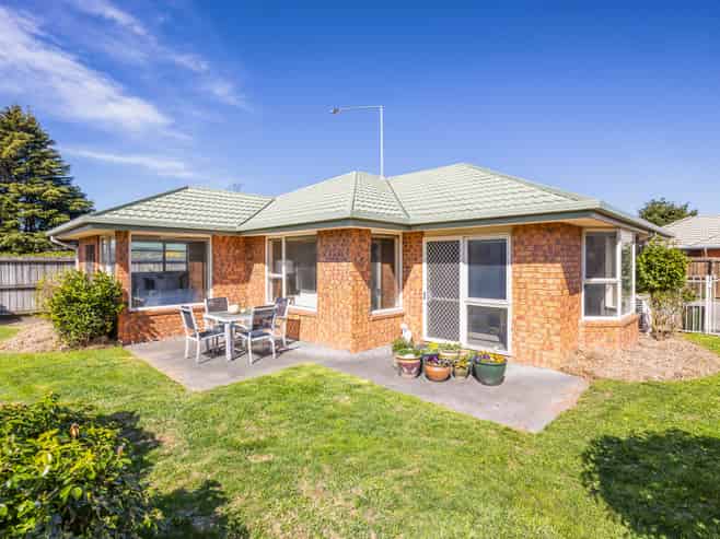 59 Kintyre Drive, Broomfield