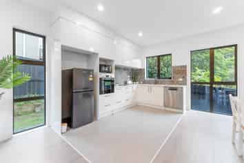 222E Manuka Road, Bayview