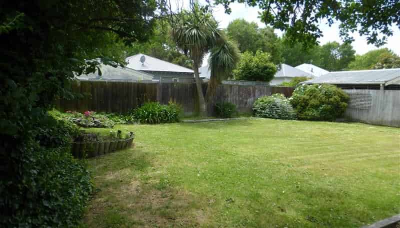 125b Holly Road , Saint Albans