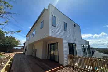 26 Anehu Place, Greenhithe
