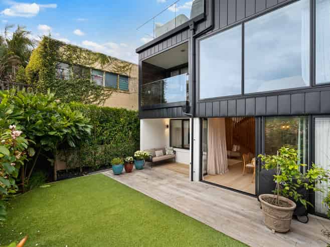 2/35 Surrey Crescent, Grey Lynn