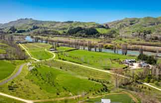 18 Euchre Way, Havelock North