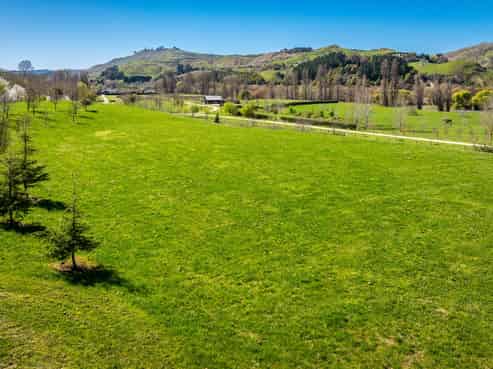 18 Euchre Way, Havelock North