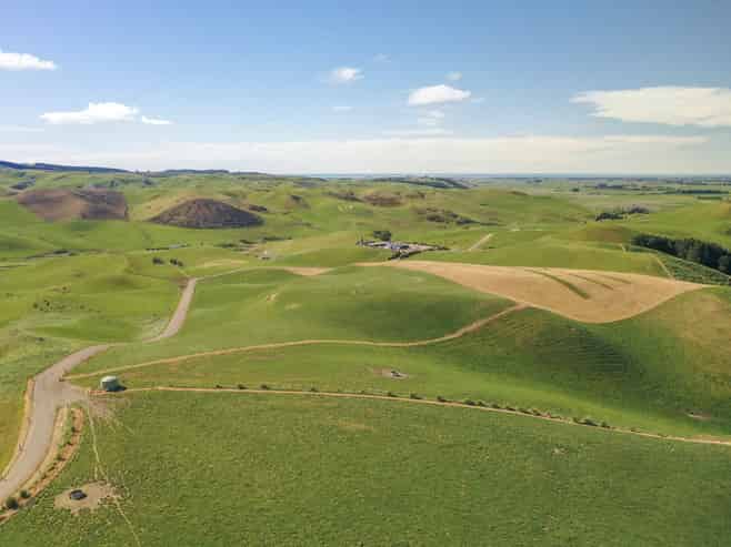 770 Mount Harris Road, Ikawai