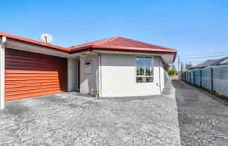 2/9 Marsden Road, Stoke
