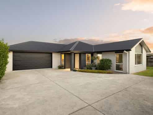 9A Dover Road, Saint Andrews