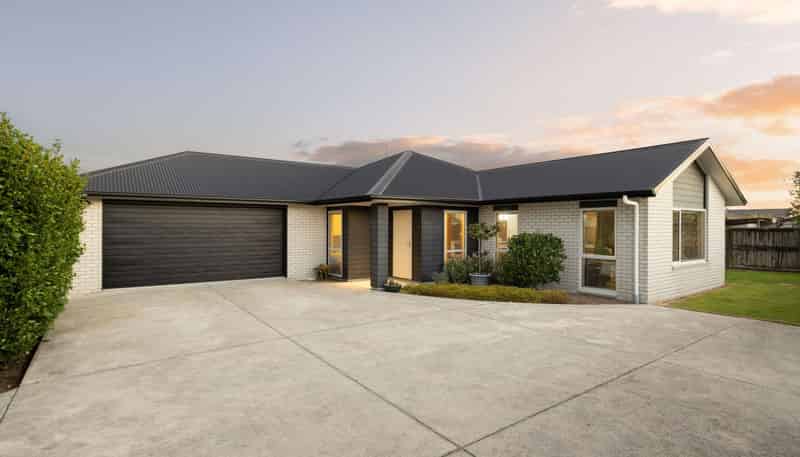 9A Dover Road, Saint Andrews