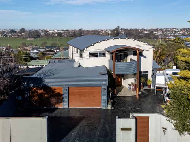 1 Waimataitai Street, Waimataitai