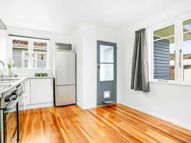 4 Golf Road, Manor Park