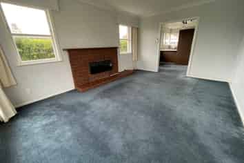 28 Lewis Street, Glenview