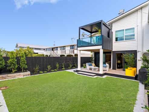 10 Seaway Terrace, Otumoetai