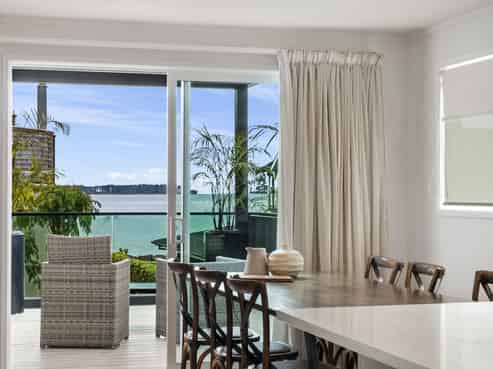 10 Seaway Terrace, Otumoetai