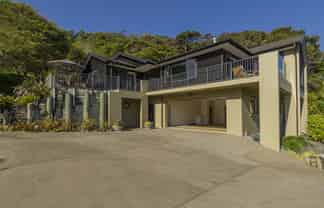 13 Haddon Crescent, Whitianga