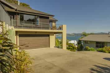 13 Haddon Crescent, Whitianga