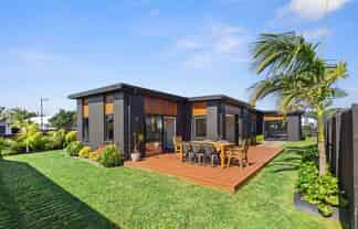22 Awatira Drive, Papamoa Beach