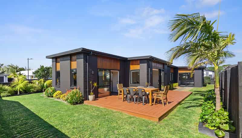 22 Awatira Drive, Papamoa Beach