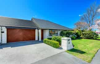 3 Harlech Mews, Avonhead