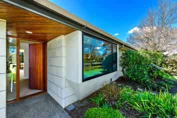 3 Harlech Mews, Avonhead