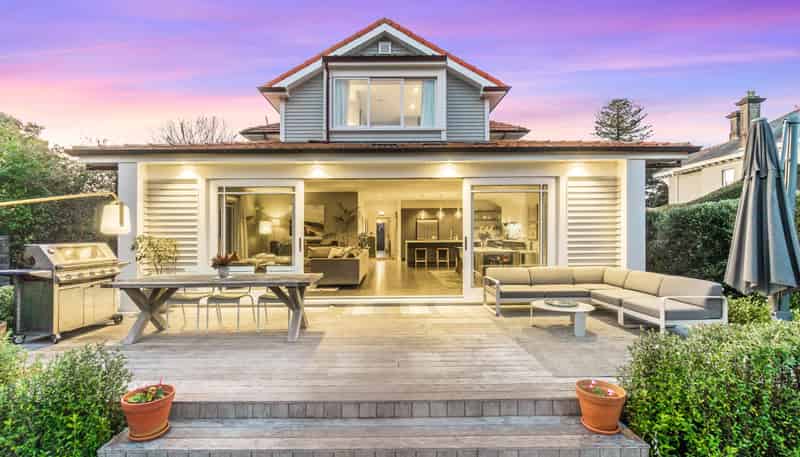 4 Castle Drive, Epsom
