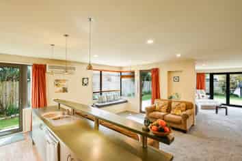 75 Sarabande Avenue, Redwood