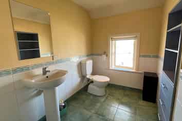 Room 5/42A Cargill Street, Dunedin Central