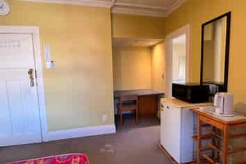 Room 5/42A Cargill Street, Dunedin Central