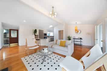 174 Don Buck Road, Massey