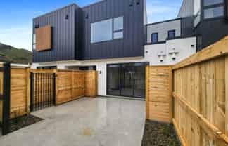 2/17 Faulke Avenue, Wainuiomata