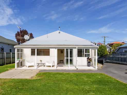14 Rosebery Street, Belleknowes