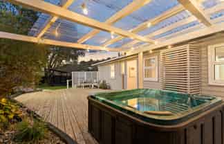 34 Mcphail Street, Birkdale