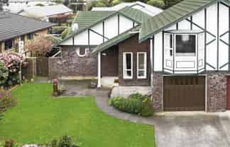 11A Arthur Grove, WAIKANAE