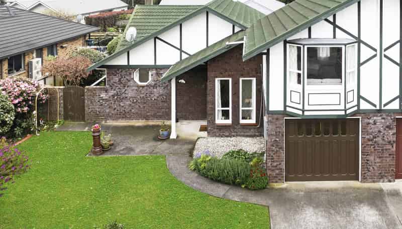 11A Arthur Grove, WAIKANAE