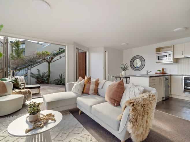 9B Panorama Place, Queenstown Hill
