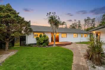 24 Oakmont Place, Wattle Downs