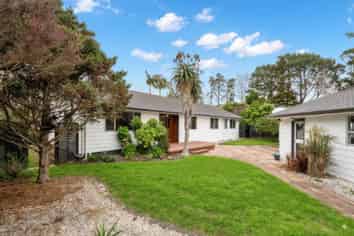 24 Oakmont Place, Wattle Downs
