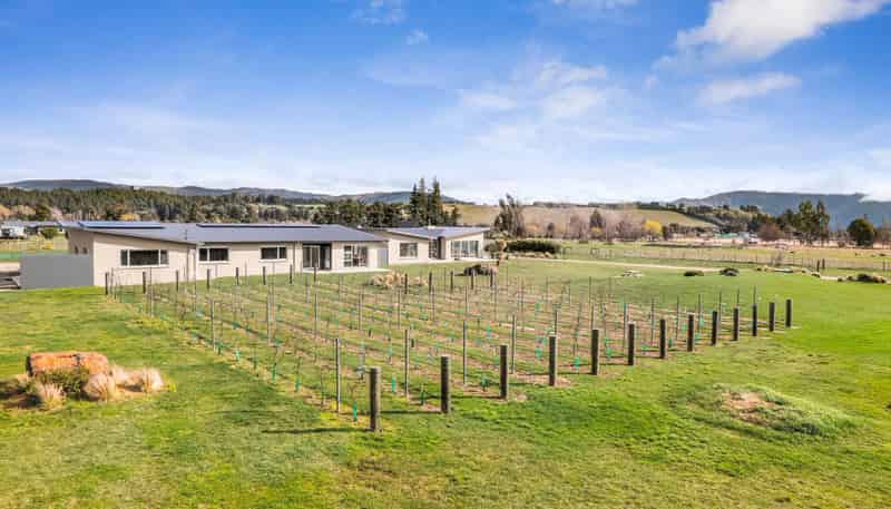 46 Paterson Drive, Wanaka