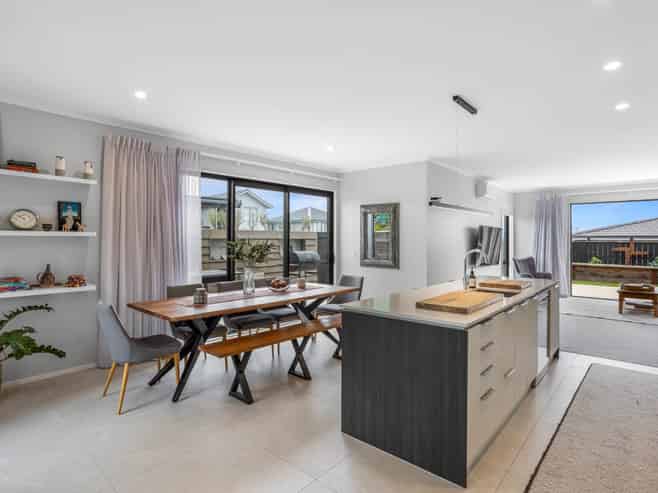 104 Symes Drive, Red Beach