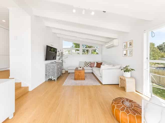 108 Lauderdale Road, Birkdale