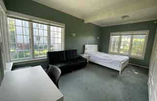 Room 4/27 Pitt Street, North Dunedin
