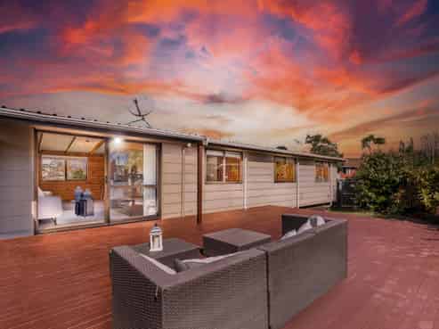 5 Elizabeth Drive, West Harbour