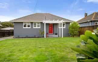 11 Hughes Cresent, Taita