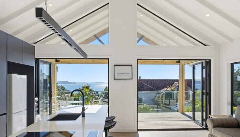 2D Vipond Road, Stanmore Bay