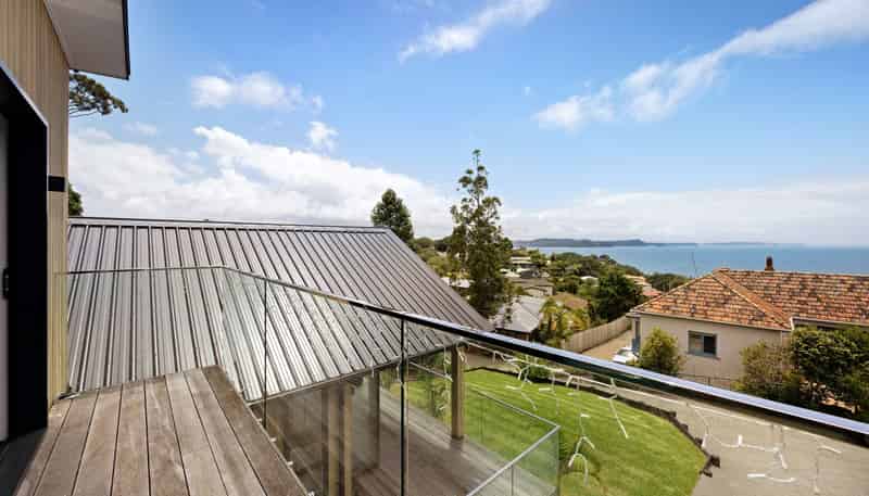 2D Vipond Road, Stanmore Bay